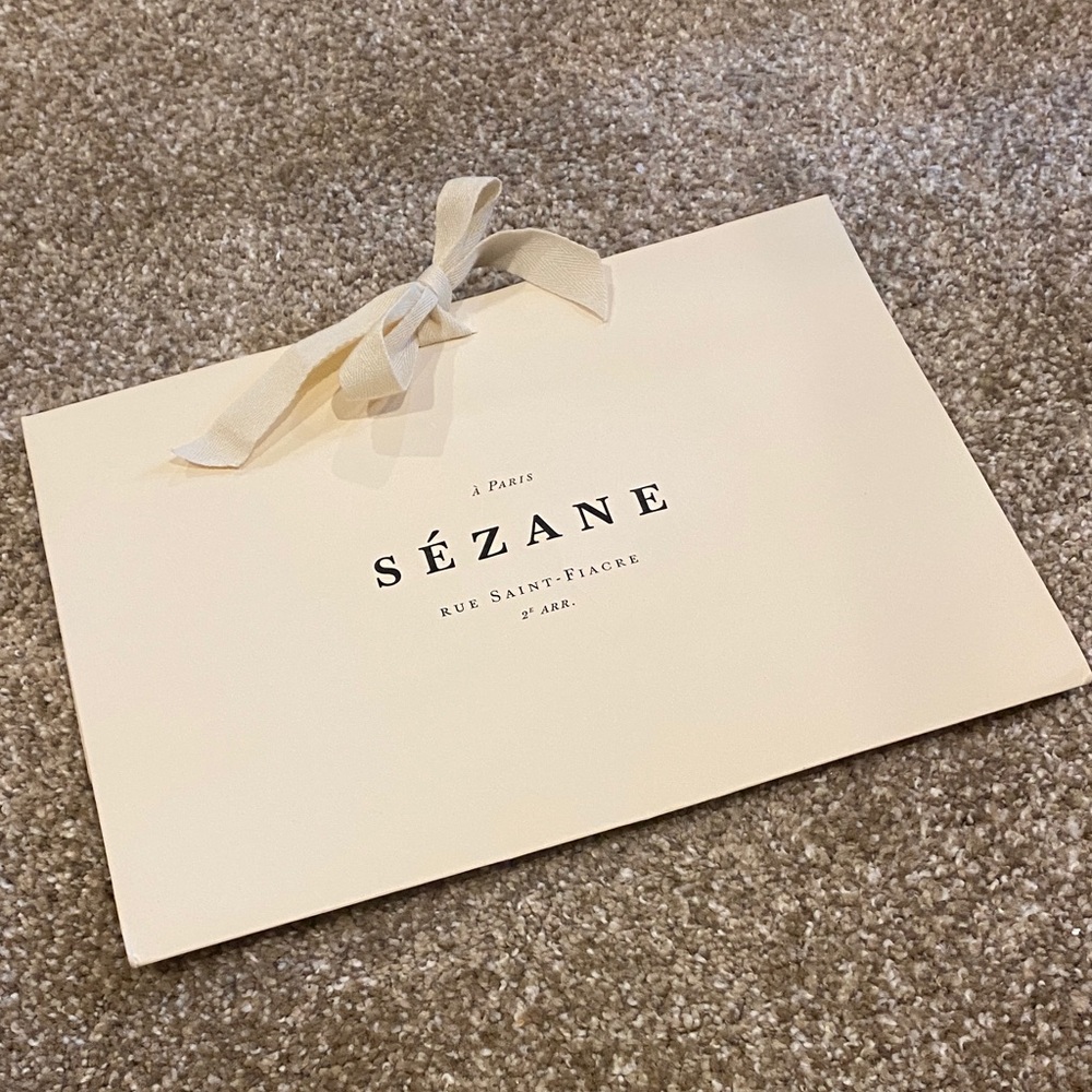 Sézane Cream Gift Bag with Ribbon